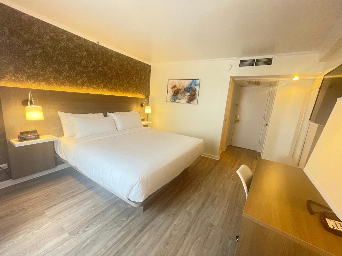 Garden Inn & Suites - Jfk นิวยอร์ก ภายนอก รูปภาพ